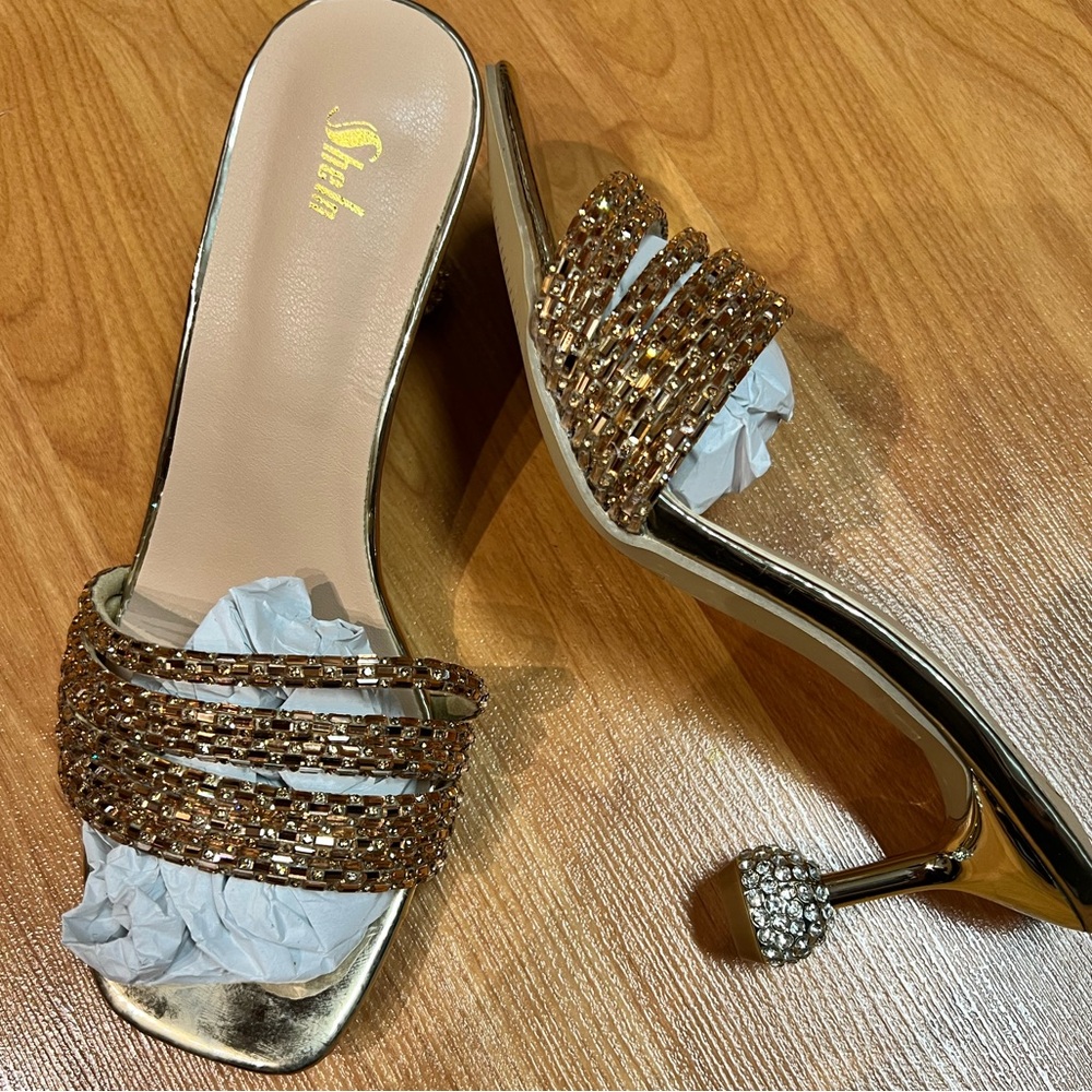 SHEIN Rhinestone Décor Sandal *Bronze Gold (Size 7)